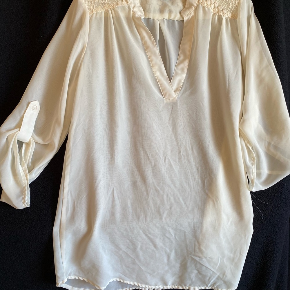 Cream colored dress shirt. Shear fabric. Medium rue 21